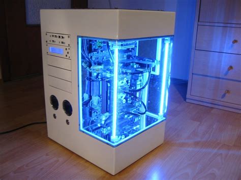 Einzigartiges und hochwertiges pc gehäuse aus massivem holz. cg_Joker_02_20070822-2224.jpg; 1024 x 768 (@100% ...
