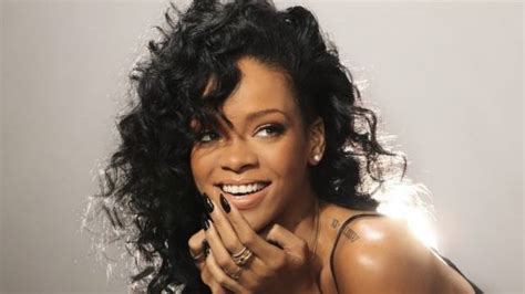 Rihanna Gets Restraining Order Against Home Intruder