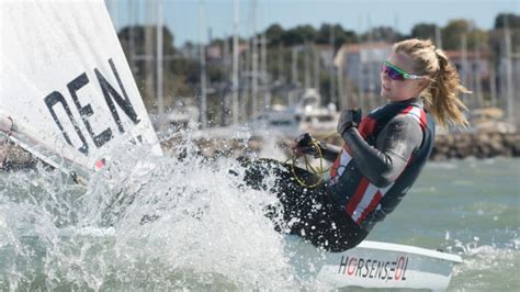 Dermed ligger rindom i en perfekt position inden de sidste fire sejladser i indledende runde. VIDEO Anne-Marie Rindom tager VM-bronzemedalje i Laser ...
