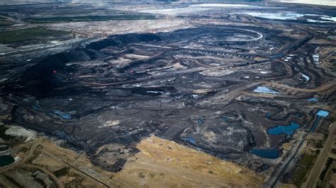 Pollution From Canadian Oil Sands Vapor Is Substantial Study Finds