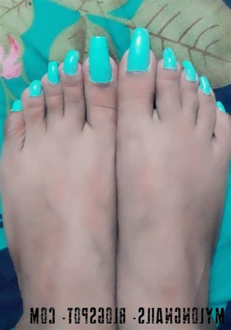 Sets Of Extremely Long Toenails You Have To See To Believe Forgot