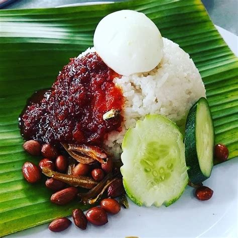 Nasi dagang lovers pic.twitter.com/bvi8kaahzu — food viral malaysia. Modal Hanya 3K , Kini Nasi Lemak Mak Cik Saleha Raih ...
