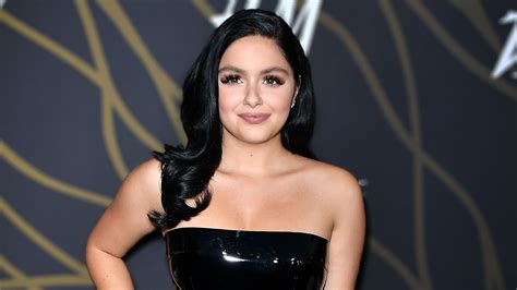 Ariel Winter Hits Back At Critics Who Shamed Her For Tiny Shorts Allure