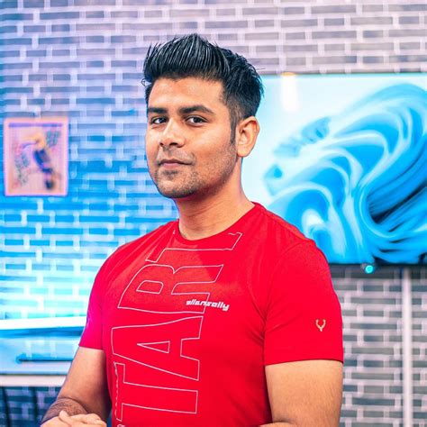 17 Best Tech Vloggers YouTubers Of India You Must Follow