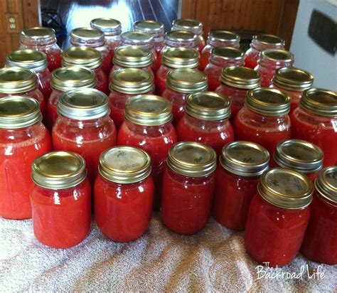 Canning tomato juice 3 great recipes to can tomato juice The Backroad Life: Canning Tomato Juice