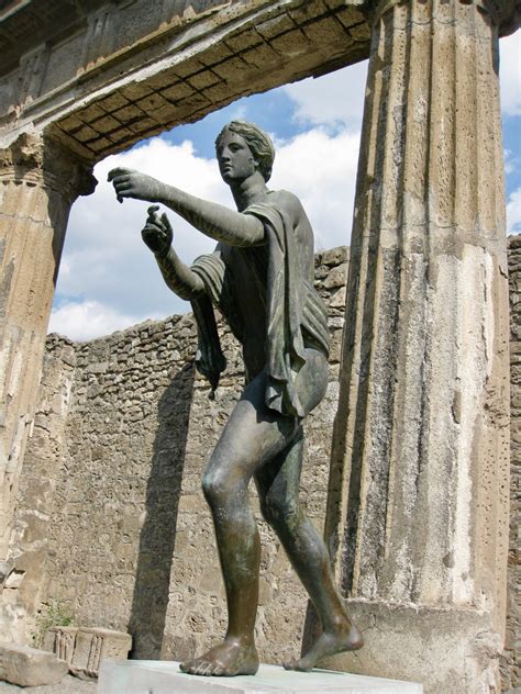 Things To See In Pompeii Italy Velvet Escape
