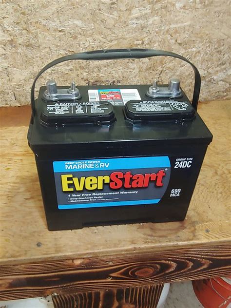 New Everstart Deep Cycle Battery Perfect Condition Only Used Once For