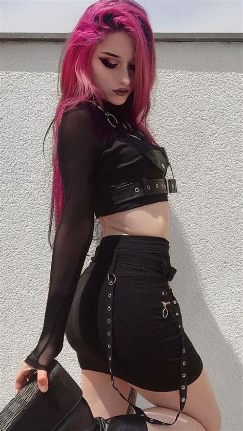 Pin By Jack Son On Ix Goth Steam Cyber Hot Goth Girls Cool Outfits Fashion Models
