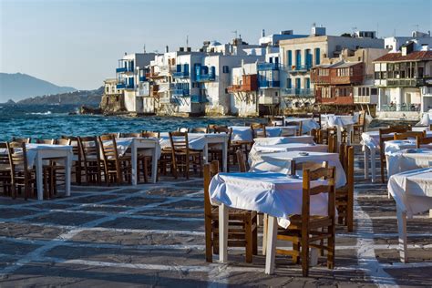 Enjoy The Nightlife In Little Venice On Mykonos Island