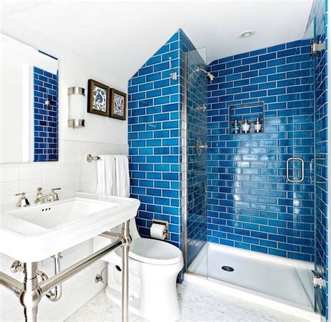 Stunning 20 Charming Bathroom Décor Ideas With Blue Colors
