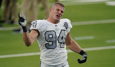 Raiders Carl Nassib Is First Active Nfl Player To Come Out As Gay