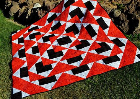 Modern Geometric Three Color Quilt Pattern Quilts Quilt Block