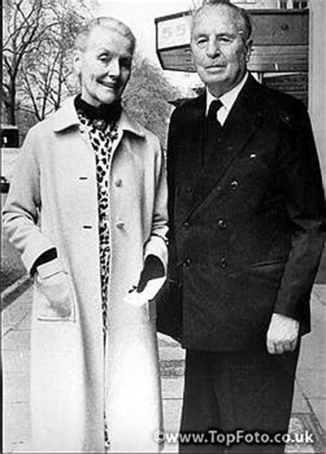 3rd baron ravensdale (born 25 june 1923), a successful novelist who wrote a biography of his father and edited his memoirs for publication; Lady Diana Mosely (Diana Mitford) with her husband Sir ...