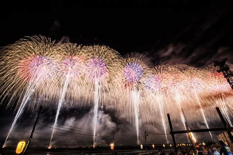 Nagaoka Fireworks Festival Gaijinpot Travel