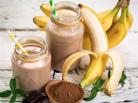 Learn how to make the best banana smoothie, with protein and fiber to give you energy for this banana smoothie is best made with frozen bananas, but you can use unfrozen ripe bananas in a pinch. Pin on Gain weight smoothie