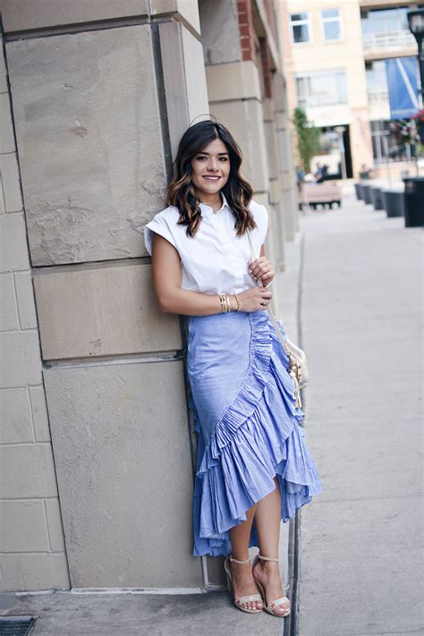 Ruffle Maxi Skirt Styling Tips Fashion And Style Chic
