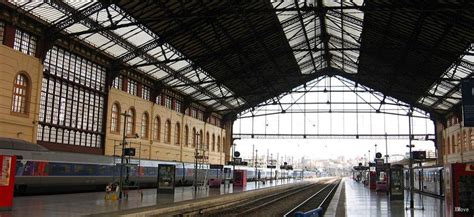 マルセイユ サンシャルル駅：チケット、地図、出発到着情報、ガイド、路線 G2rail