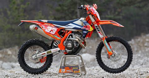 The fuel consumption of these. 2017 KTM EXCs Spied And Spotted - Dirt Bike Test