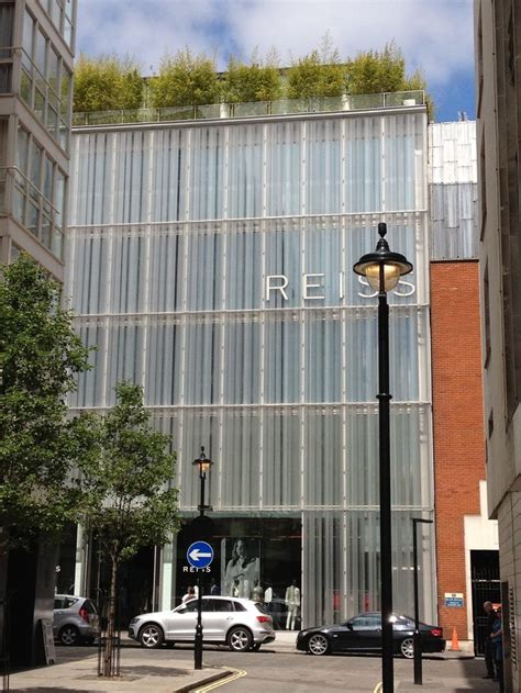 Reiss Store London Facade Entrance Exterior