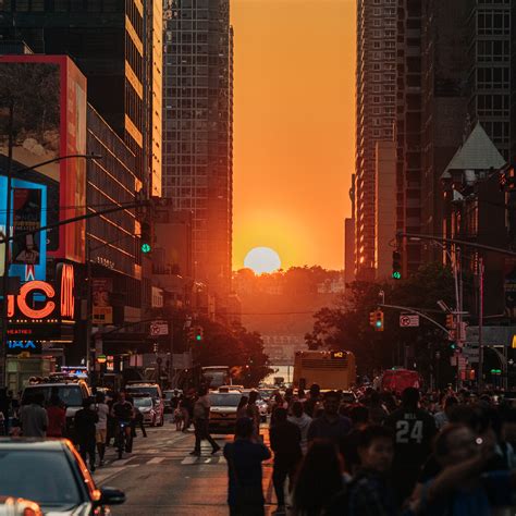 free download how and where to watch manhattanhenge tonight the new york times [1800x1800] for