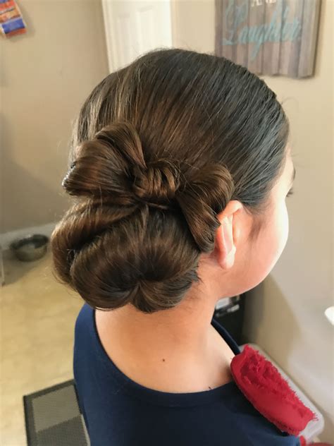 Https://tommynaija.com/hairstyle/easy Hairstyle Bow Bun
