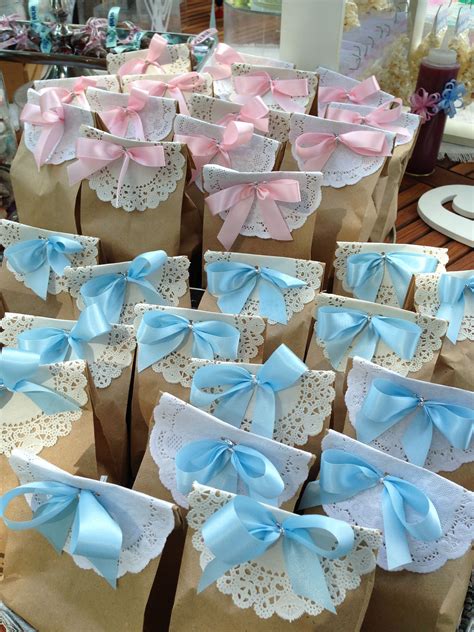 26 Elegant What To Put In Baby Shower Favor Bags Planning Baby Shower