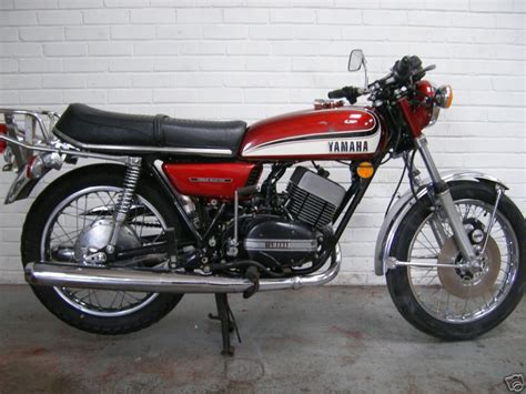 When yamaha rx 100 was launched in india, it gained popularity which probably no other motorcycle in india could ever achieve. yamaha rx100 | images92