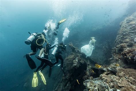 Stunning Beautiful 25 Meters Underwater Photographs By Benjamin Von