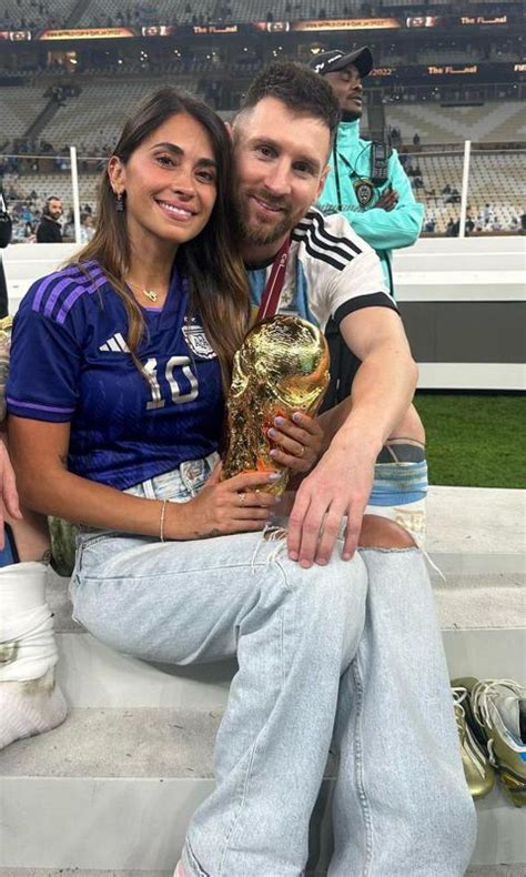 Messi And Antonela Roccuzzo A Love That Has Endured Decades