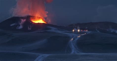 Icelands Katla Volcano Hit By Biggest Earthquake Tremors In 40 Years Metro News