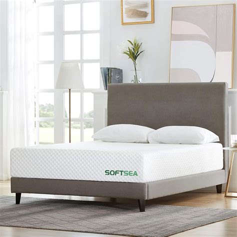 The memory foam layer is supported by a super thick layer of firm support foam. The 9 Best Memory Foam Mattress Queen Cooling 12 Inch ...