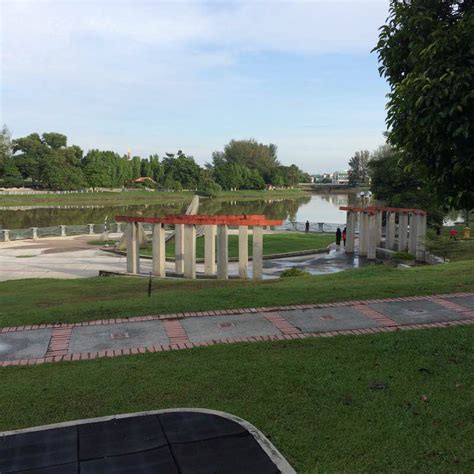 Rc gas boat practice session at tasik idaman,bangi,selangor,malaysia. Taman tasik Cempaka Walk Trail - Bandar Baru Bangi ...