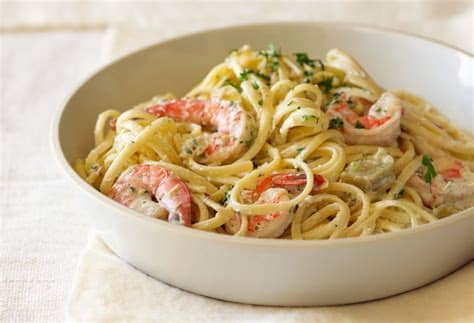 Watch the video below where rachel will walk you through every step of this recipe. Easy Shrimp With Angel Hair Pasta Recipe