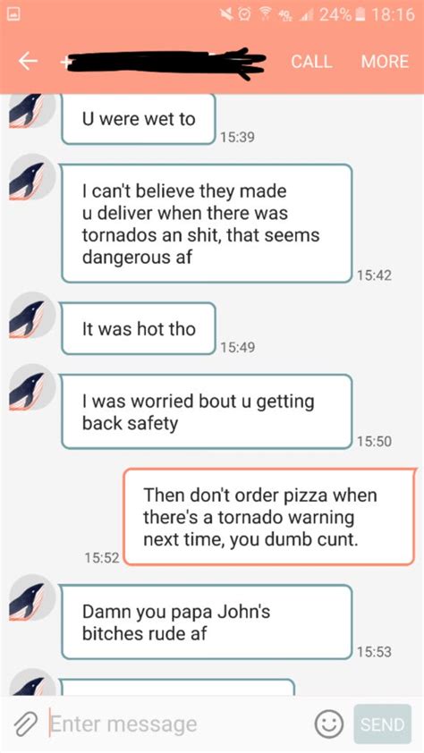 A Pizza Delivery Girl Had A Customer Try To Pick Her Up Over Text After The Delivery Before