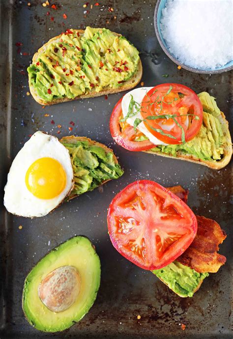 How To Make Avocado Toast With Egg And Bacon