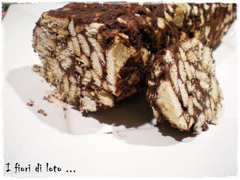 Il salame di cioccolato bianco è un dolce senza cottura sempre molto apprezzato da tutti! I FIORI DI LOTO ...: SALAME AL CIOCCOLATO ... SENZA BURRO