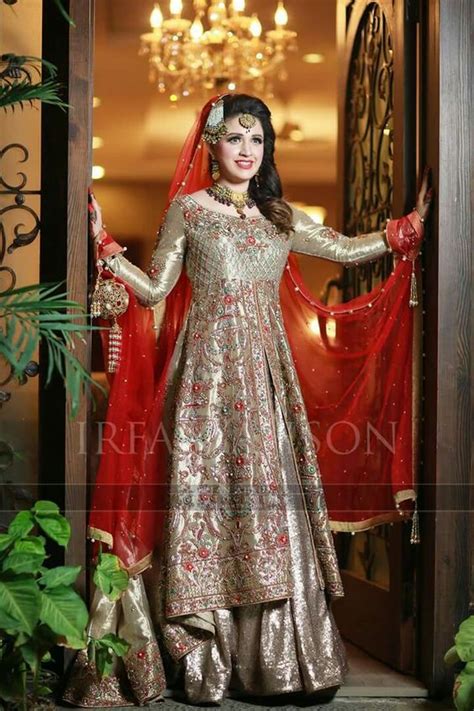 Glam your wardrobe with designer wedding dress, stunning clothing& accessories? Latest Asian Bridal Wedding Gowns Designs 2018-2019 Collection