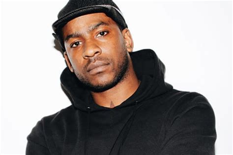 He was offered several privileges to sing alongside his friends which he joyfully accepted and thus the genesis of his music career began. Skepta Biography - Age, Net Worth & Other Things You Don't ...