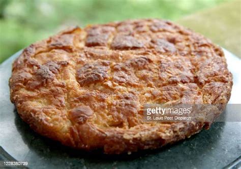 Kouign Amann Photos And Premium High Res Pictures Getty Images