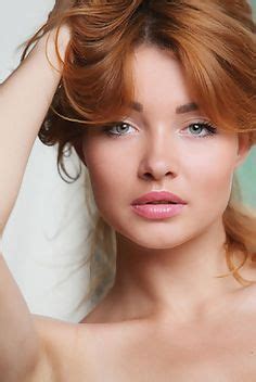 63 Valeria Kika Ideas Redheads Green Hair Redhead