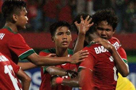 Malaysia menghadapi laos dalam pertandingan kedua grup a piala aff 2018. Ini Harga Tiket Semifinal Piala AFF U-16 Timnas Indonesia ...