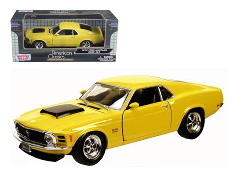 1970 Ford Mustang Boss 429 Yellow 124 Diecast Model Car By Motormax
