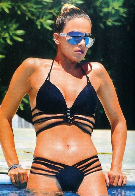 Hot Sexy Katerina Stikoudi Bikini Pics