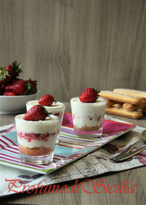 Tiramisù alle Fragole (Senza Uova) - Profumo di Sicilia