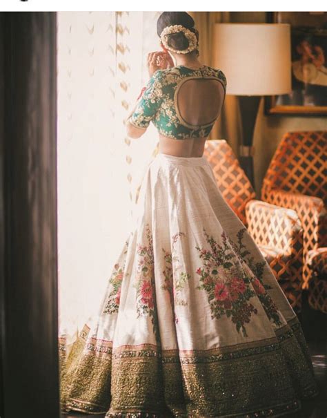 Pinterest Bhavi91 Indian Bridal Dress Indian Outfits Lehenga Indian Bridal Lehenga