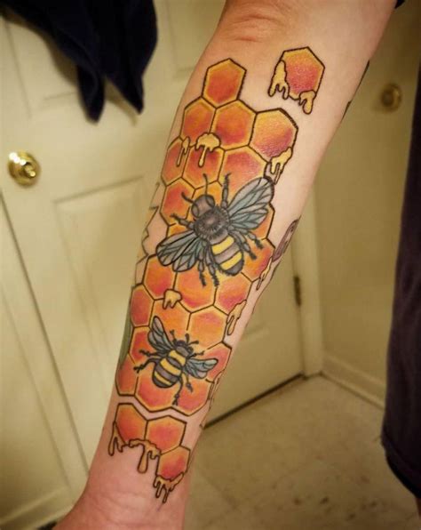 30 Pretty Honeycomb Tattoos You Will Love Style Vp Page 15