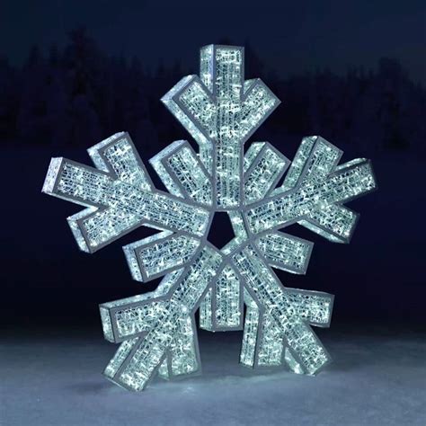 Giant Led Snowflake Stands 65 Feet Tall Snowflake Decorations