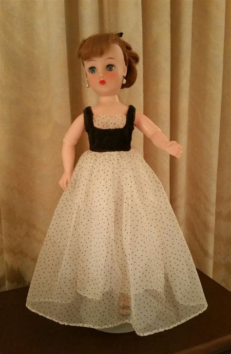 Horsman Cindy Wearing Original Belle Of The Ball Gown Bride Dolls