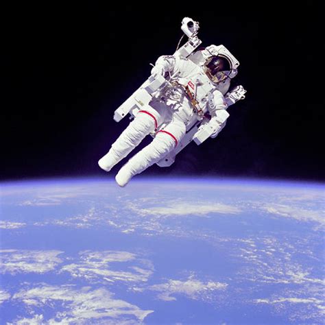 Feb Nasa Astronauts Perform First Untethered Spacewalk The New York Times