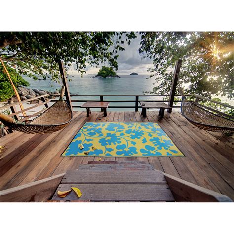 Made from recycled plastic straws. Recycled Plastic Outdoor Rugs: Environmentally Friendly ...
